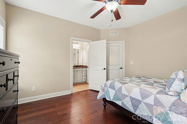 8432 Penton Place, Harrisburg, NC 28075