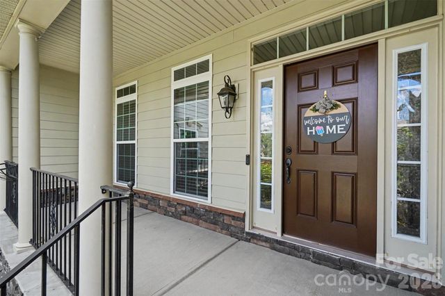 8432 Penton Place, Harrisburg, NC 28075
