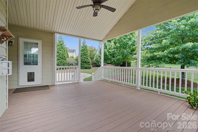 8432 Penton Place, Harrisburg, NC 28075