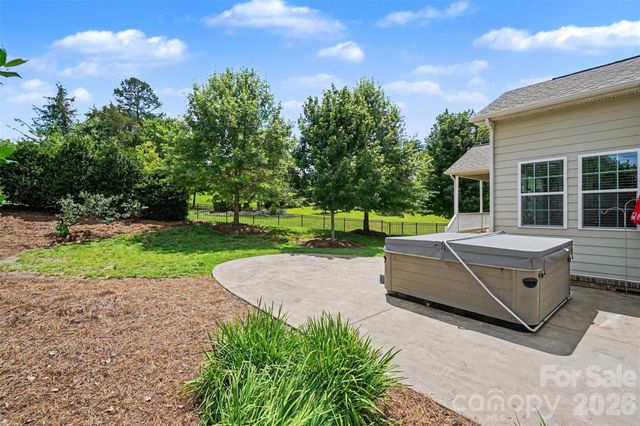 8432 Penton Place, Harrisburg, NC 28075