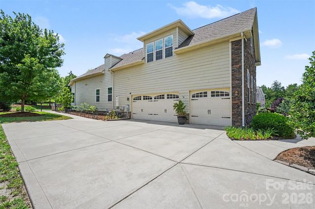 8432 Penton Place, Harrisburg, NC 28075