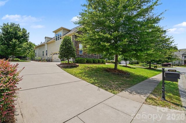 8432 Penton Place, Harrisburg, NC 28075