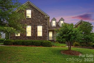 8432 Penton Place, Harrisburg, NC 28075