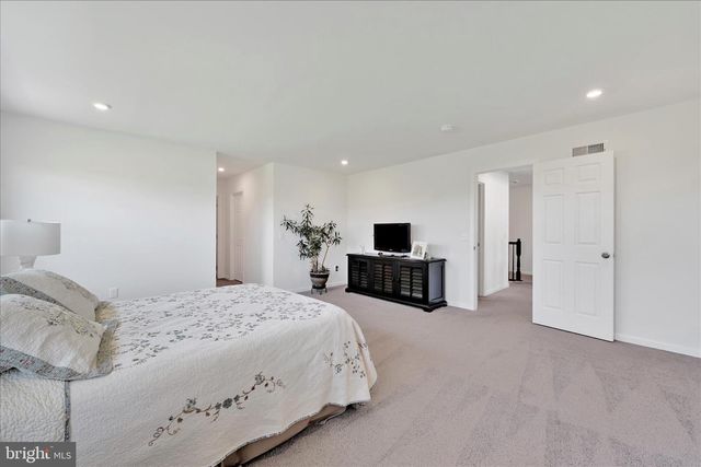 120 CORI DR, Gilbertsville, PA 19525