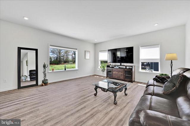 120 CORI DR, Gilbertsville, PA 19525