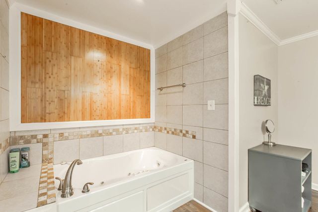 3517 Hwy 1, Grand Isle, LA 70358