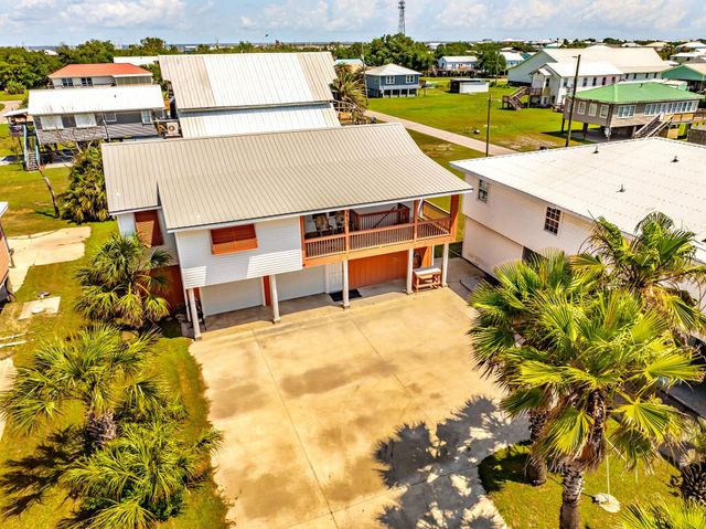 3517 Hwy 1, Grand Isle, LA 70358