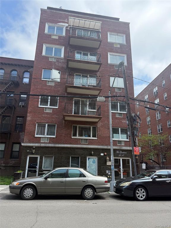 42-47 Union Street 2A, Flushing, NY 11355