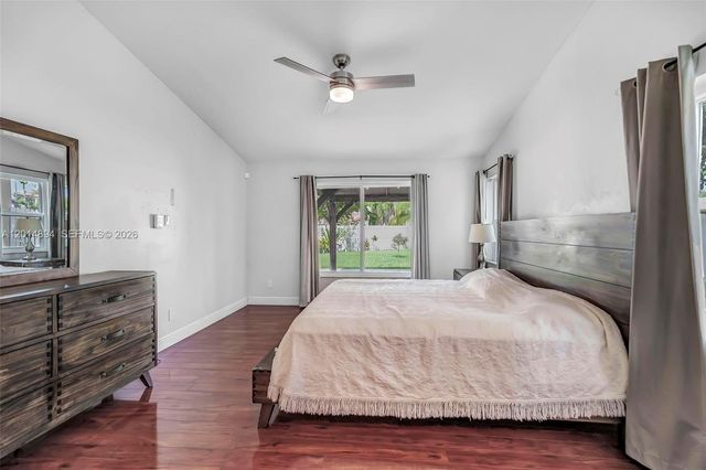 18168 SW 3rd St, Pembroke Pines, FL 33029