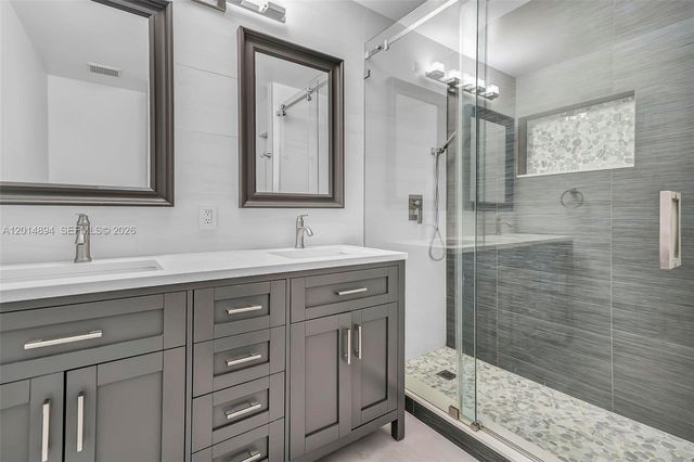 18168 SW 3rd St, Pembroke Pines, FL 33029