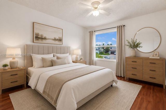 18168 SW 3rd St, Pembroke Pines, FL 33029