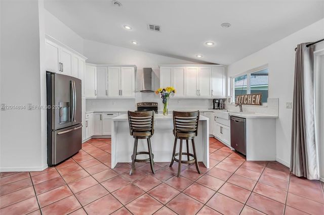 18168 SW 3rd St, Pembroke Pines, FL 33029