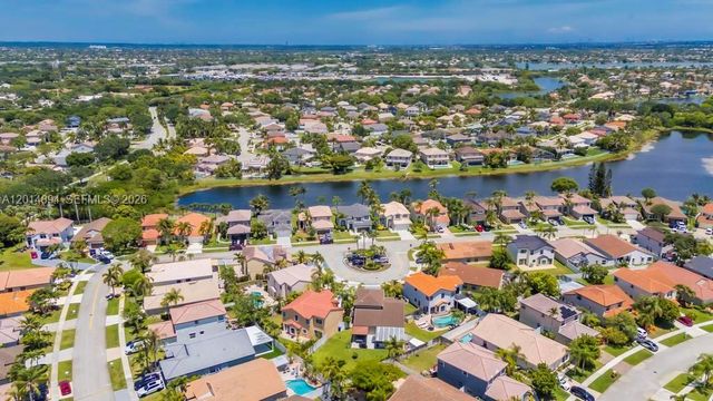 18168 SW 3rd St, Pembroke Pines, FL 33029