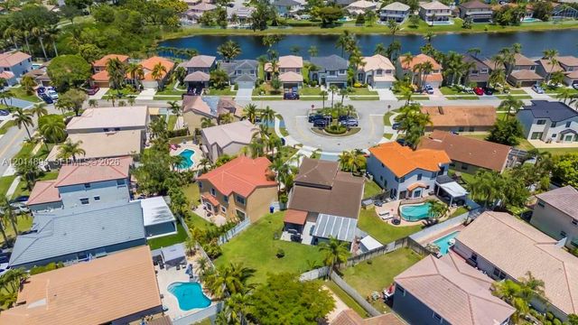 18168 SW 3rd St, Pembroke Pines, FL 33029