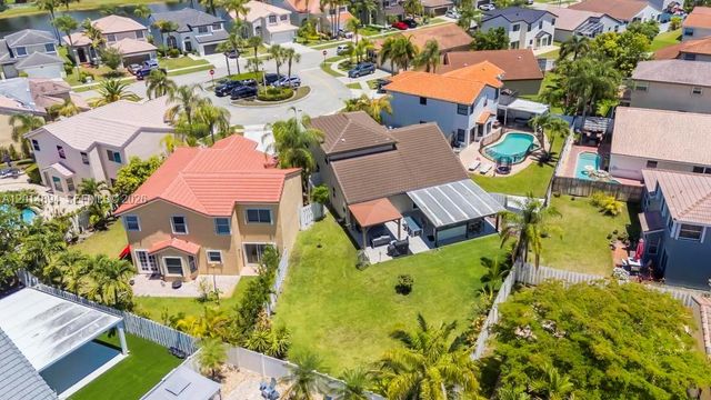 18168 SW 3rd St, Pembroke Pines, FL 33029