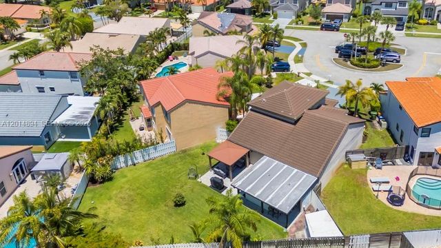18168 SW 3rd St, Pembroke Pines, FL 33029