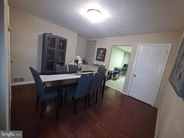 716 LENNOX ST, Baltimore, MD 21217