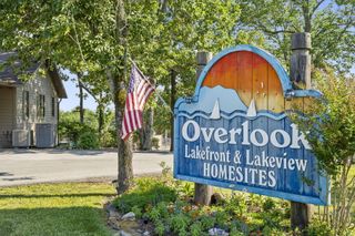 40 Overton Court, Kimberling City, MO 65686