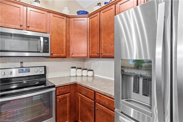 492 Collingswood Drive, Winston-salem, NC 27127