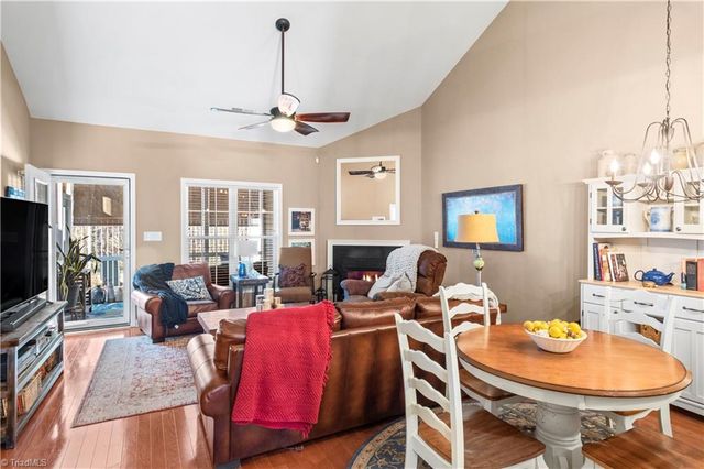 492 Collingswood Drive, Winston-salem, NC 27127