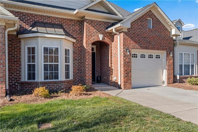 492 Collingswood Drive, Winston-salem, NC 27127