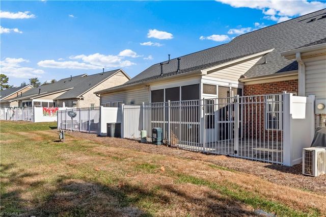 492 Collingswood Drive, Winston-salem, NC 27127