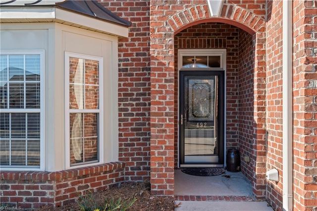 492 Collingswood Drive, Winston-salem, NC 27127