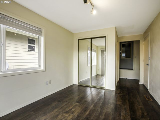 19707 Se 42ND St, Camas, WA 98607