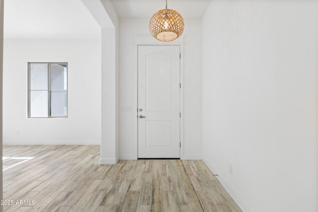 7592 W EVANS Drive, Peoria, AZ 85381