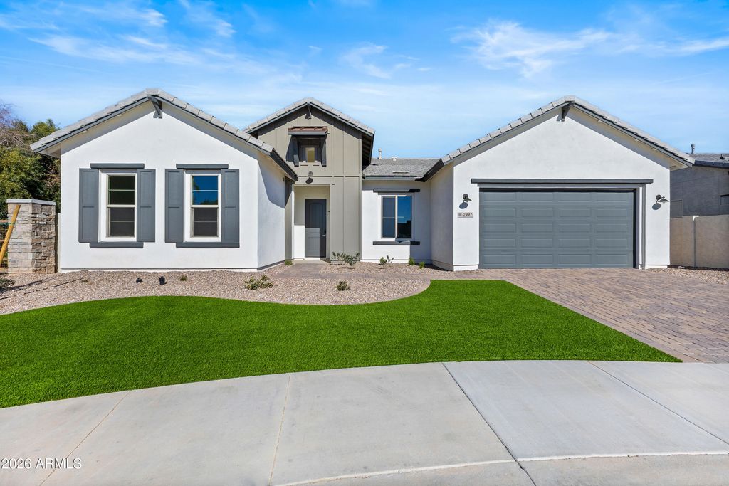 7592 W EVANS Drive, Peoria, AZ 85381 — photo 2