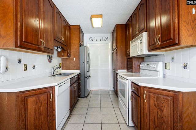 215 Parkstream Circle, West Columbia, SC 29170