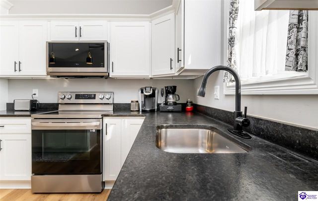 104 Reba Court, Radcliff, KY 40160