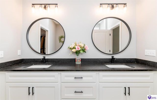 104 Reba Court, Radcliff, KY 40160