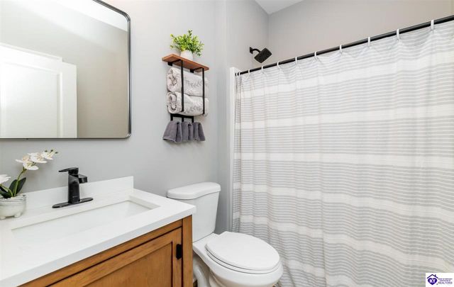 104 Reba Court, Radcliff, KY 40160