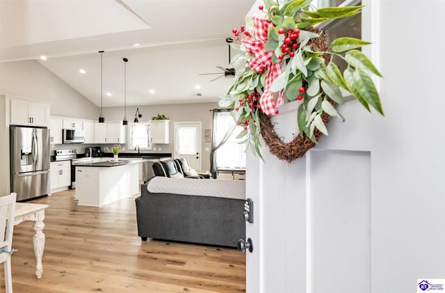 104 Reba Court, Radcliff, KY 40160