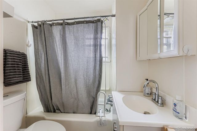 1801 W 47th Avenue, Denver, CO 80211