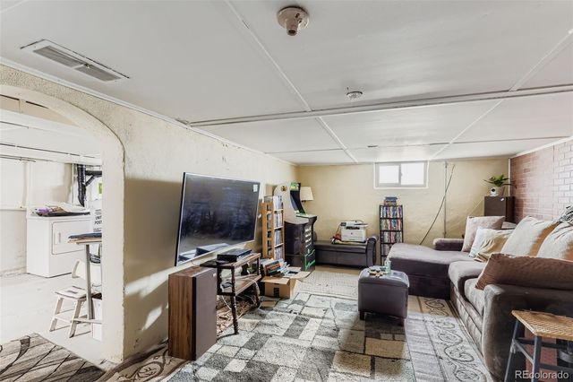 1801 W 47th Avenue, Denver, CO 80211