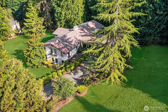 16409 NE 43rd Ct, Redmond, WA 98052