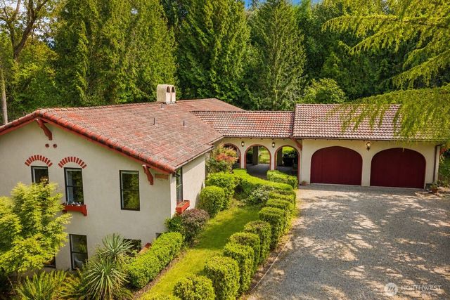 16409 NE 43rd Ct, Redmond, WA 98052