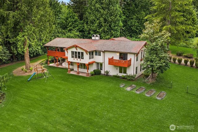 16409 NE 43rd Ct, Redmond, WA 98052