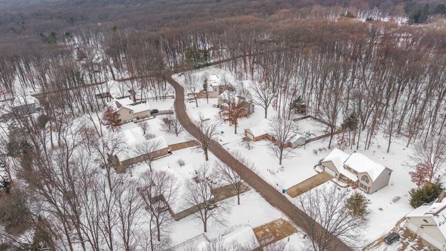 5144 W Concord Drive, La Porte, IN 46350