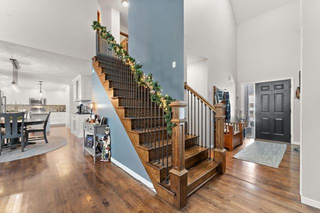 5144 W Concord Drive, La Porte, IN 46350