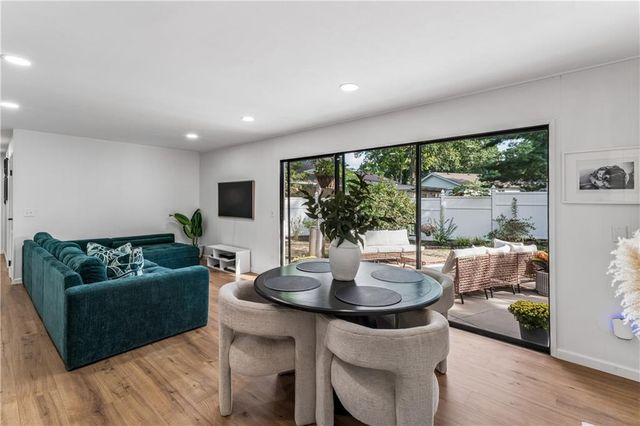 6100 W 88th Street, Overland Park, KS 66207