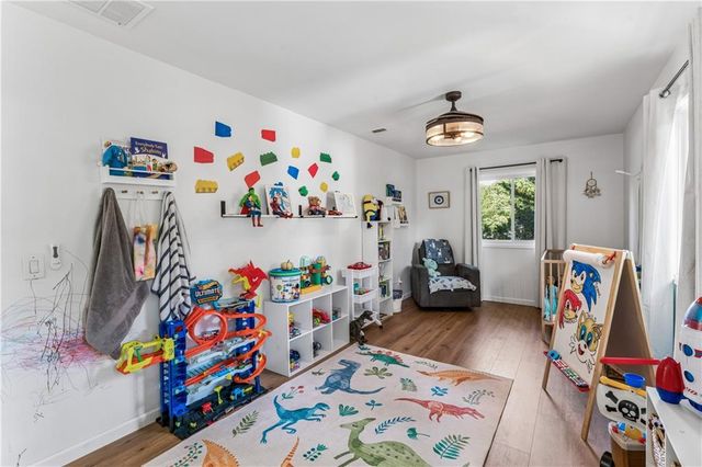 6100 W 88th Street, Overland Park, KS 66207