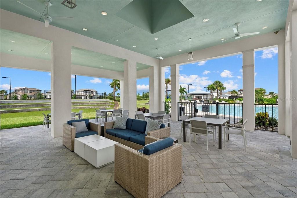 Image 43 of property listing at 17668 SAVORY MIST CIRCLE, Bradenton, FL 34211