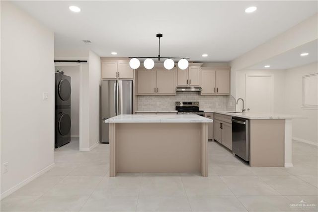 207 E Jackson Avenue, Mcallen, TX 78501