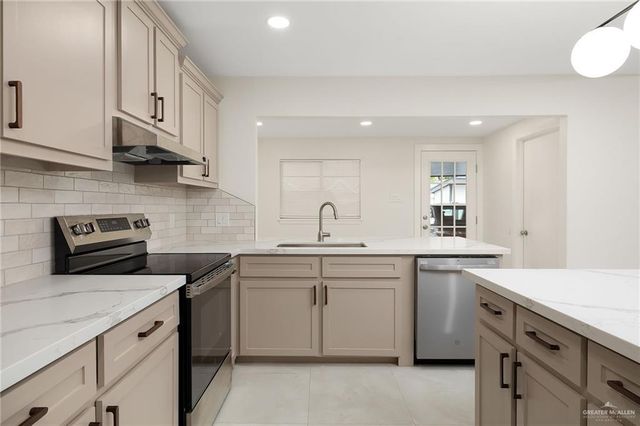 207 E Jackson Avenue, Mcallen, TX 78501
