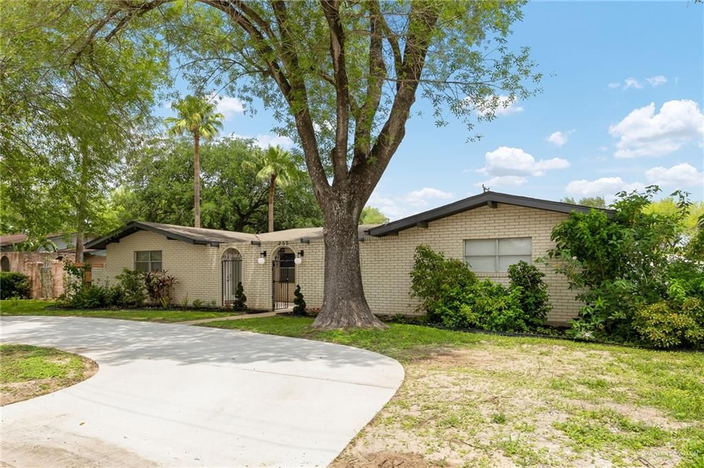 207 E Jackson Avenue, Mcallen, TX 78501