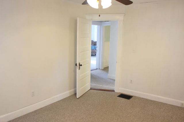 120 Glendale Rd 1, Quincy, MA 02169