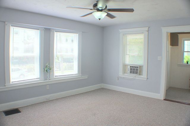120 Glendale Rd 1, Quincy, MA 02169